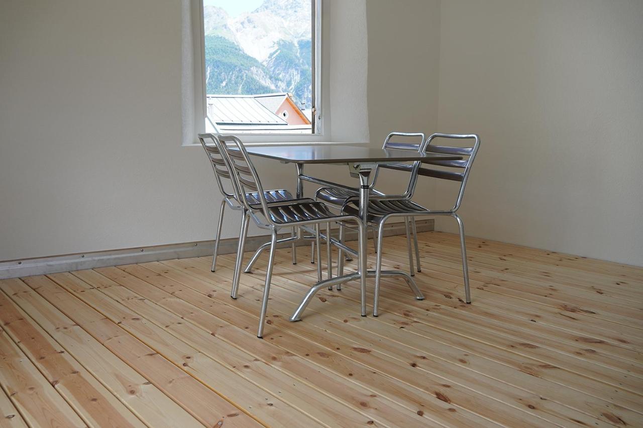 Chasa Fent, Sent Scuol Im Engadin Apartment Exterior photo